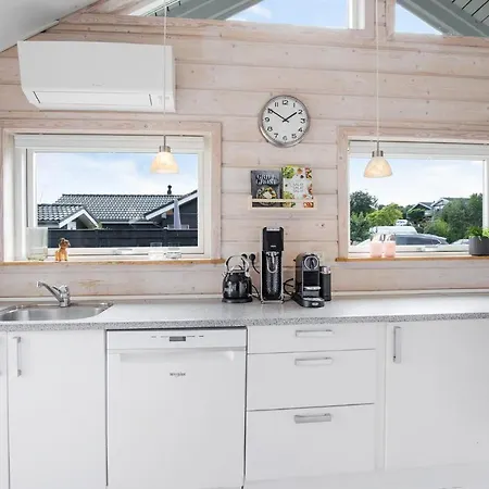 Pet Friendly In With Sauna * Sjølund